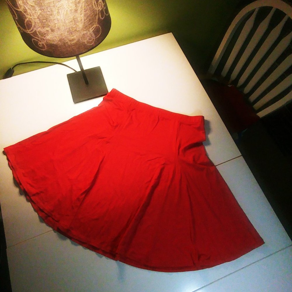 2for$15 -- Little flared Red T-shirt Flared skirt